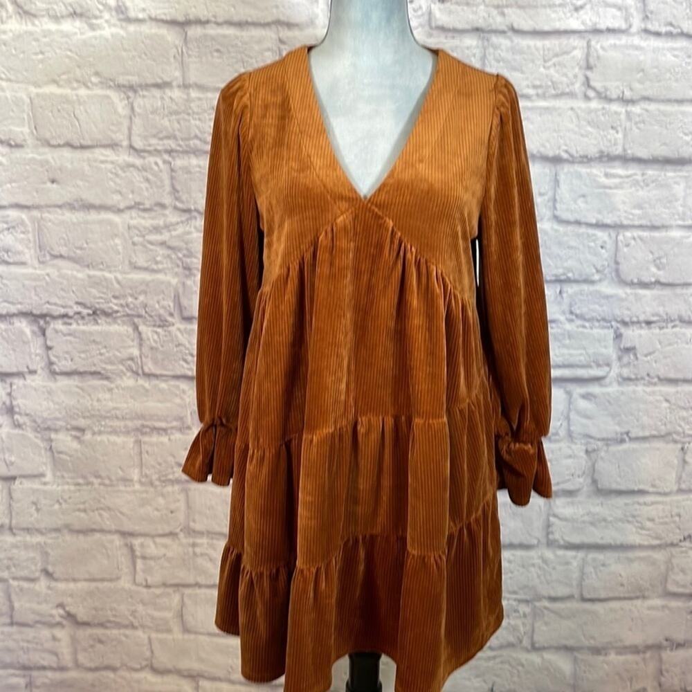New In ribbed velour babydoll dress - Picture 2 of 7